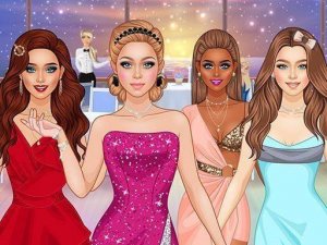 Fashionista Makeup & Dress Up Online Game